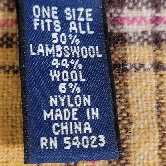 Gap Wool Plaid Patch Scarf - Picture 8 of 8